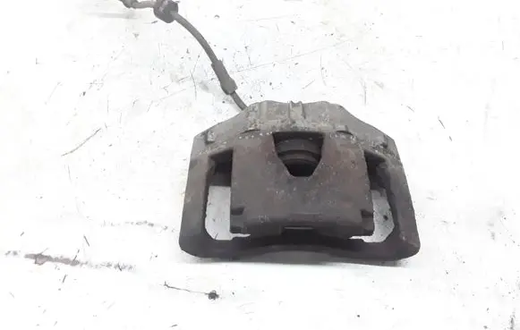 Volvo XC90 Front brake caliper