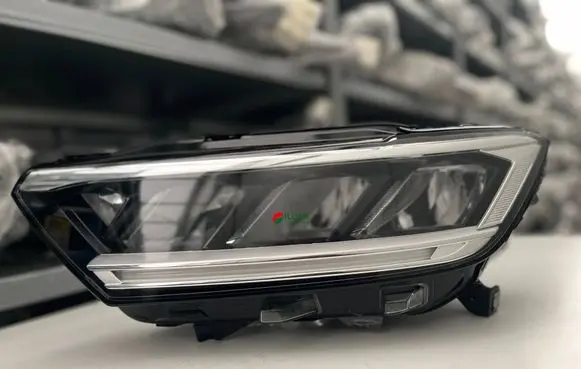 Volkswagen T-Roc Headlight/headlamp 2GA941005F