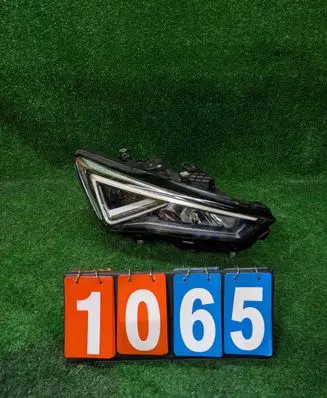 Seat Leon IV Headlight/headlamp 