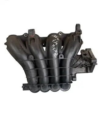 Mitsubishi Colt Intake manifold mn143823