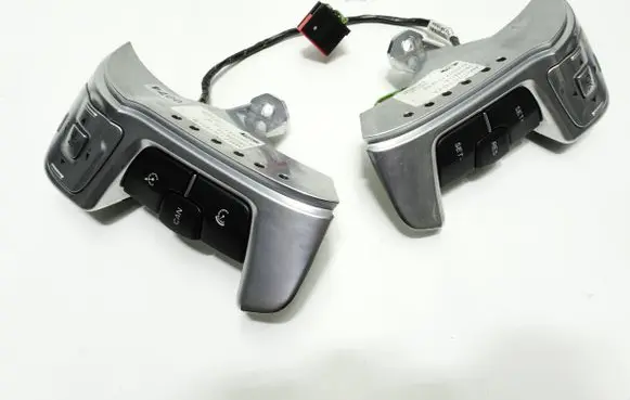 Ford Mondeo MK IV Steering wheel buttons/switches AM2T14K147CB AM2T14K147EA 002141126