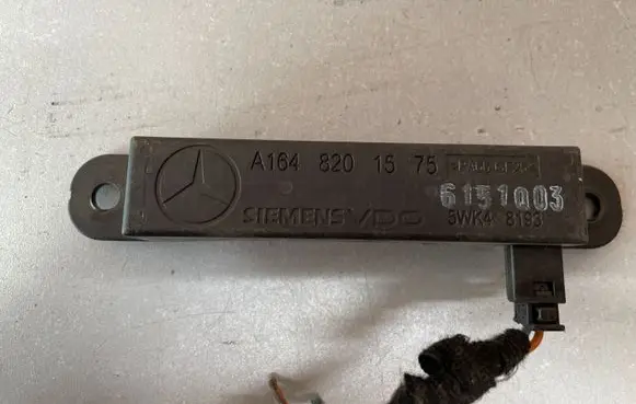 Mercedes-Benz R W251 Keyless (KESSY) go control unit/module A1648201575