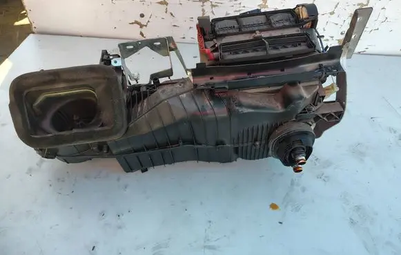 Volkswagen Caddy Interior heater climate box assembly 1K1820303