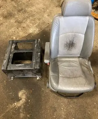 Mercedes-Benz Vito Viano W639 Front driver seat 0009103807 A0009103807
