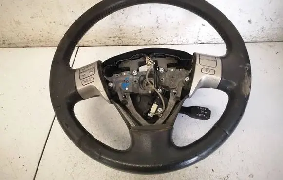 Toyota Auris 150 Steering wheel 607095206