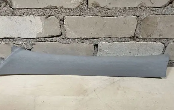 Mercedes-Benz E W211 (A) pillar trim A2116900325