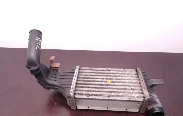 Opel Zafira A Intercooler radiator 09129519 D243