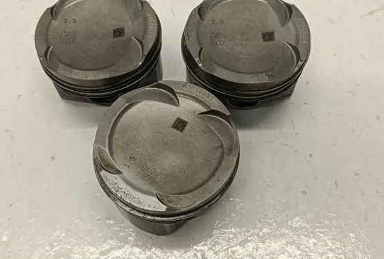 Audi A3 S3 8L Piston 