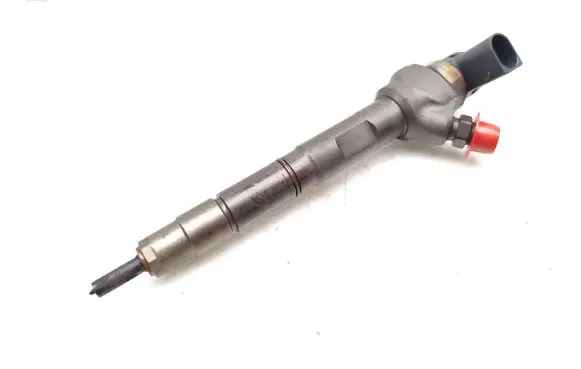 Volkswagen Golf Cross Fuel injector 04L130277G 0445110477