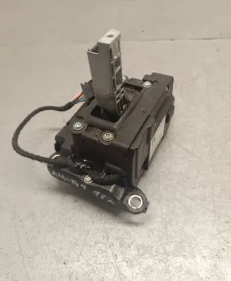 Gear shifter/selector