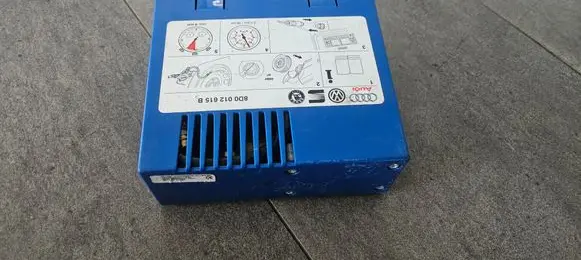 Audi A8 S8 D4 4H Tire air pump compressor 8D0012615B AIRCOMPRESSOR