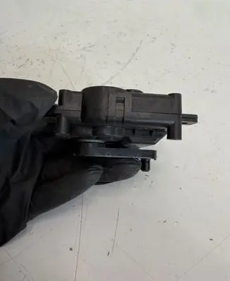 Honda HR-V Air flap motor/actuator AA1138003480 11S27D02