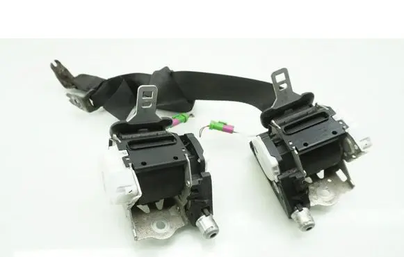 Volvo XC60 Front seatbelt 