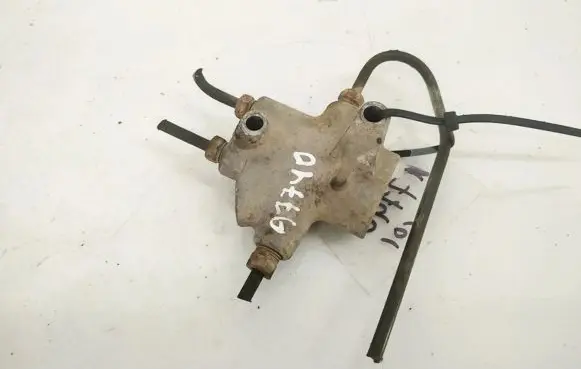 Toyota Corolla Verso E121 Air suspension compressor 
