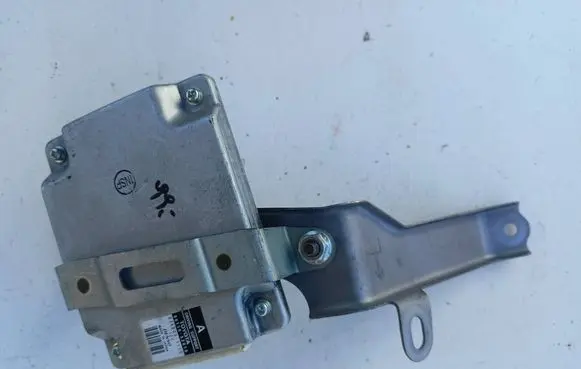 Toyota Yaris Other control units/modules 8815052010 0368001110