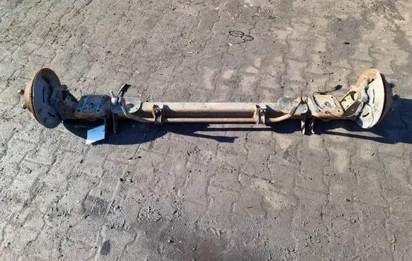 Opel Movano B Rear axle beam 555110270R