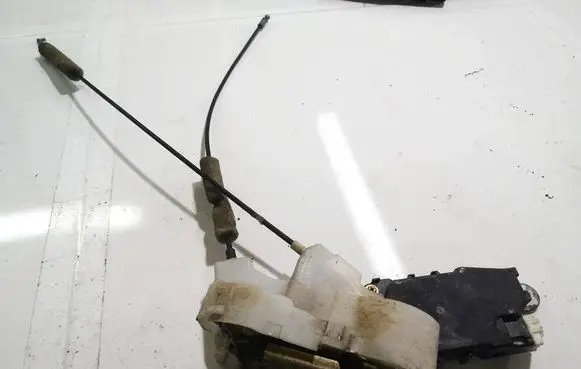 Subaru B9 Tribeca Front door lock 