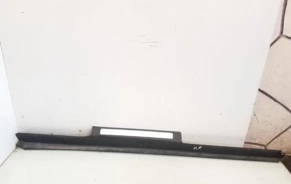 Mercedes-Benz R W251 Front sill trim cover A2516800135