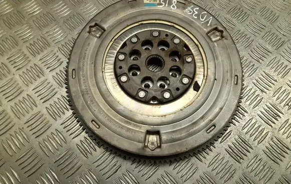 Ford Explorer VI Flywheel L1MP6477NA