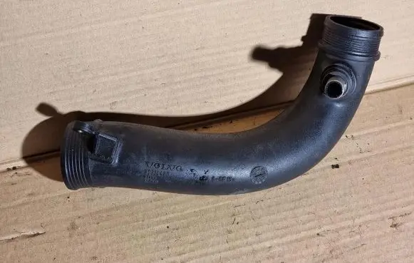 Volvo XC90 Intercooler hose/pipe 30714480