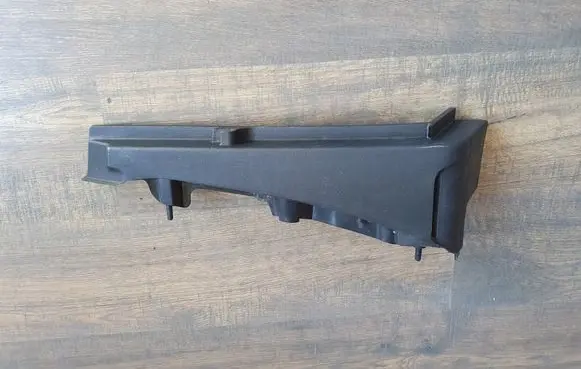 Skoda Octavia Mk2 (1Z) Seat belt trim 1Z5867762C