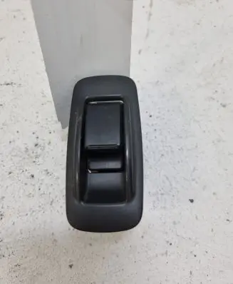 Toyota Corolla Verso AR10 Electric window control switch 848010F030B0
