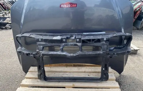 Volkswagen Golf IV Radiator support slam panel