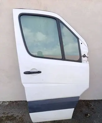 Mercedes-Benz Sprinter W906 Front door