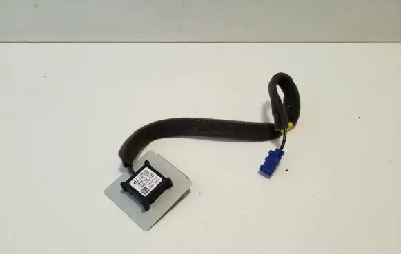 Nissan Qashqai J12 Antenna control unit 259756RR1B
