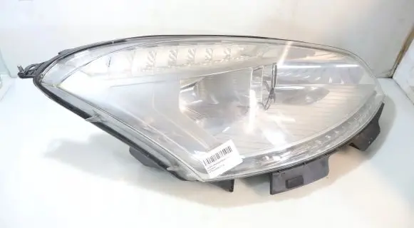 Citroen C4 II Headlight/headlamp