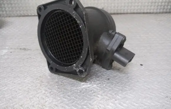Audi A4 S4 B6 8E 8H Mass air flow meter 0280218058 06B133471A