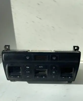 Audi A6 S6 C5 4B Climate control unit 4B0820043AE 5HB00760421 0650000