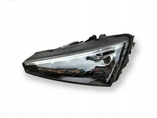 Skoda Scala Headlight/headlamp 657941015A