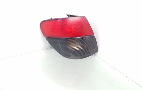 Peugeot 406 Rear/tail lights 45503