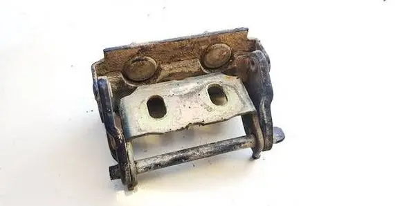 Ford Focus Tailgate/trunk/boot hinge