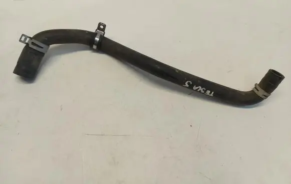 Tesla Model S Engine coolant pipe/hose 1062334-00-a