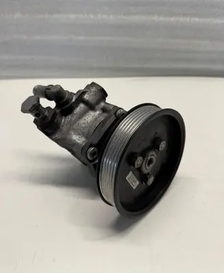 BMW X3 E83 Power steering pump 345059205 7652974116