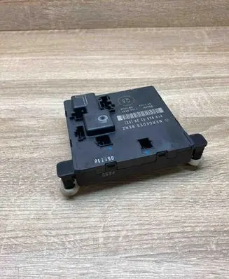 Mercedes-Benz CLS C219 Door control unit/module 2198200226