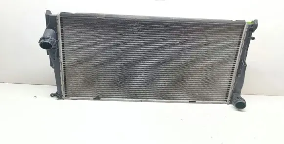 BMW 3 E90 E91 Coolant radiator 7788903 17117788903