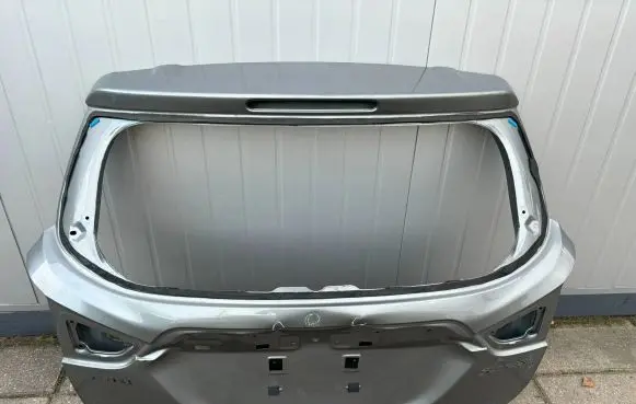 Suzuki SX4 S-Cross Tailgate/trunk/boot lid