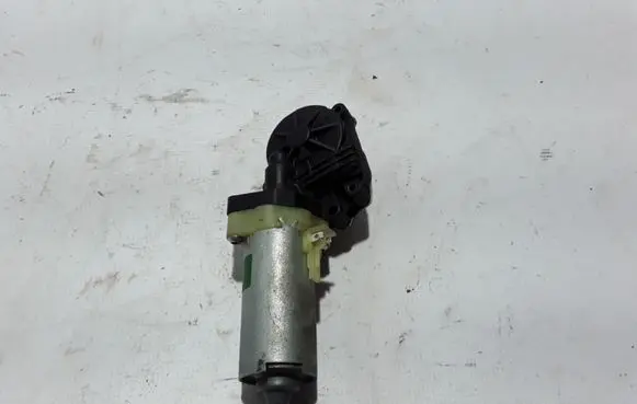Volvo XC70 Seat adjustment motor 198388