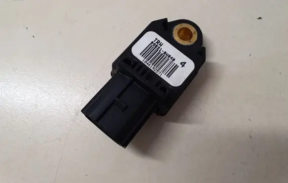 Lexus IS 220D-250-350 Airbag deployment crash/impact sensor 898310W040
