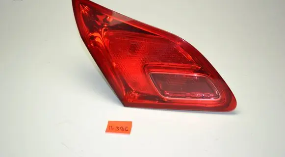 Opel Astra J Tailgate rear/tail lights