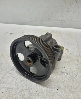 Renault Laguna II Power steering pump 8200100082