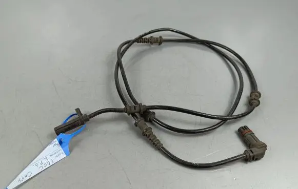 Chrysler 300 - 300C ABS rear brake sensor 04779247AC 25071160914