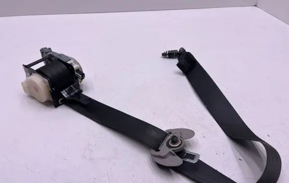KIA Sportage Front seatbelt 888203U210ED
