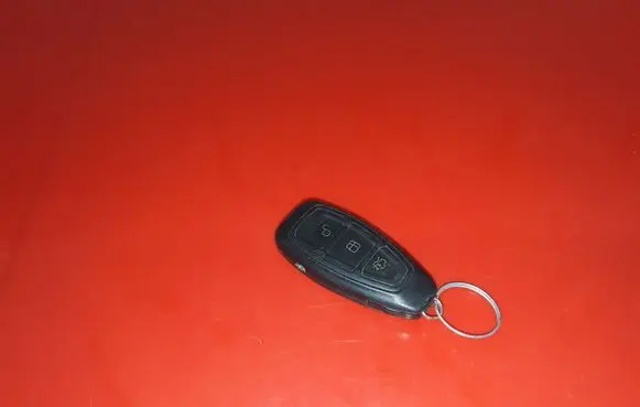 Ford Grand C-MAX Ignition key/card NOCODE