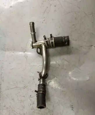 Suzuki Grand Vitara II Engine coolant pipe/hose 8200366950