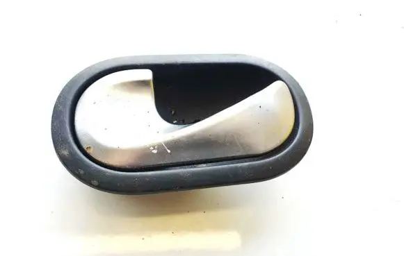 Renault Megane II Rear door interior handle 8200028487 5005400006