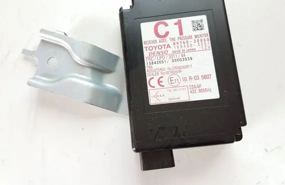 Lexus GS 250 350 300H 450H Tire pressure control unit 8976030060 1584003051